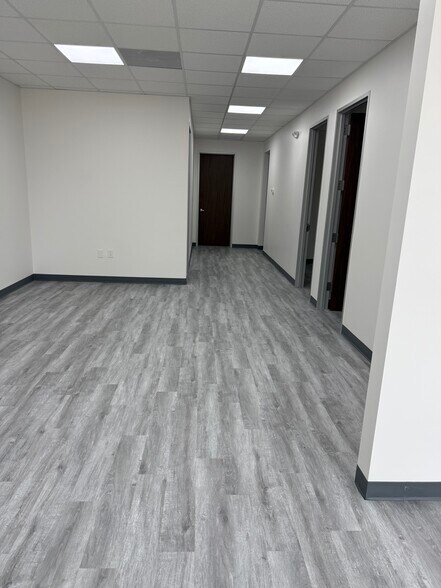 More Photos Of 12818 Cypress Valley Rd, Cypress Industrial For Lease