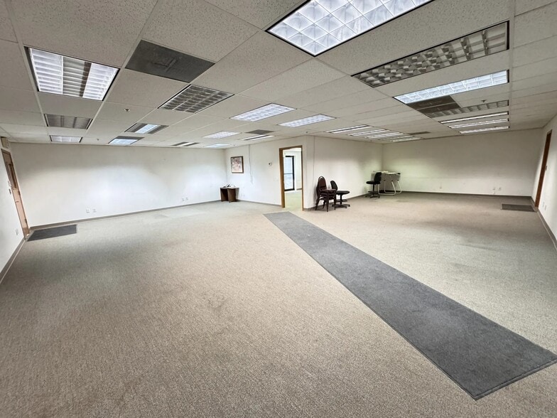 More Photos Of 2520 Sundance Rd, Nampa Warehouse For Lease