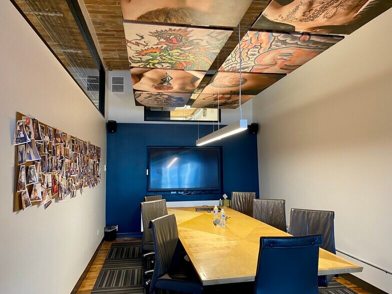 More Photos Of 215 W Ontario St, Chicago Loft Creative Space For Lease