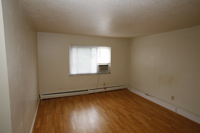 More Photos Of 8400-8414 Anthony Wayne Ave, Cincinnati Apartments For Sale