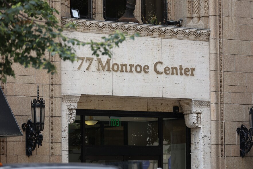 More Photos Of 77 Monroe Center St NW, Grand Rapids Medical For Lease