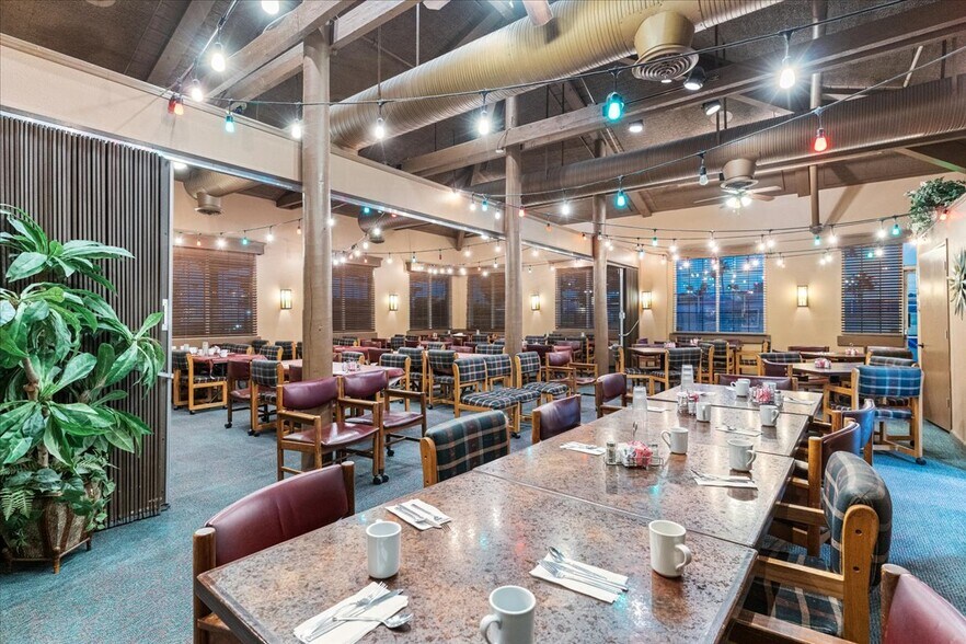 More Photos Of 12555 W Bell Rd, Surprise Restaurant For Sale