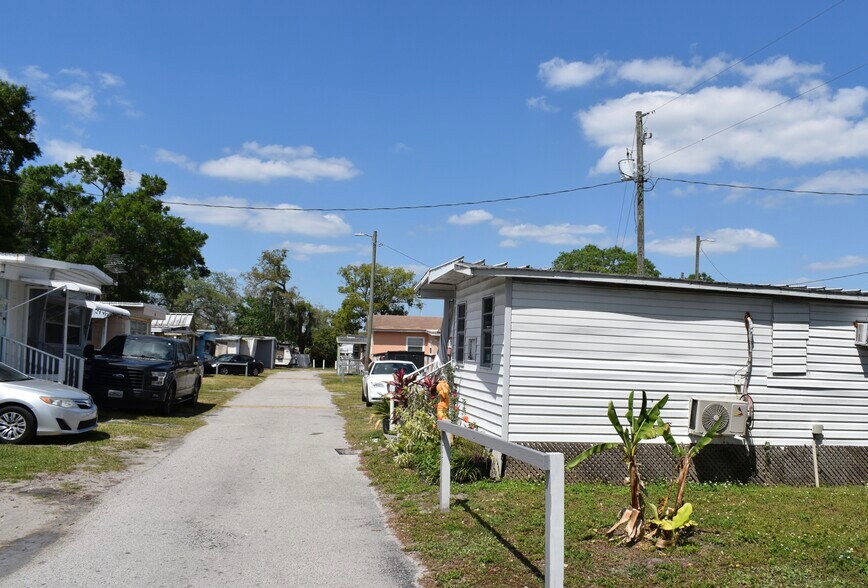 More Photos Of 2903 W Waters Ave, Tampa Manufactured Housing Mobile Home Park For Sale
