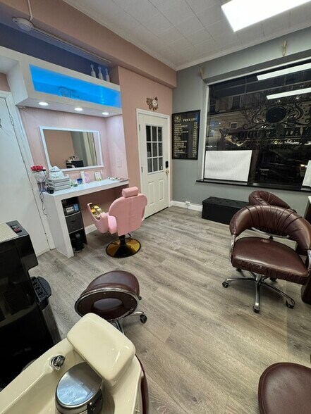 More Photos Of 15 Croton Ave, Ossining Storefront Retail Office For Lease