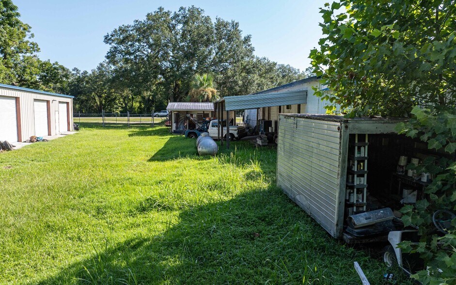 More Photos Of 13508 US HWY 90, Live Oak Industrial For Sale