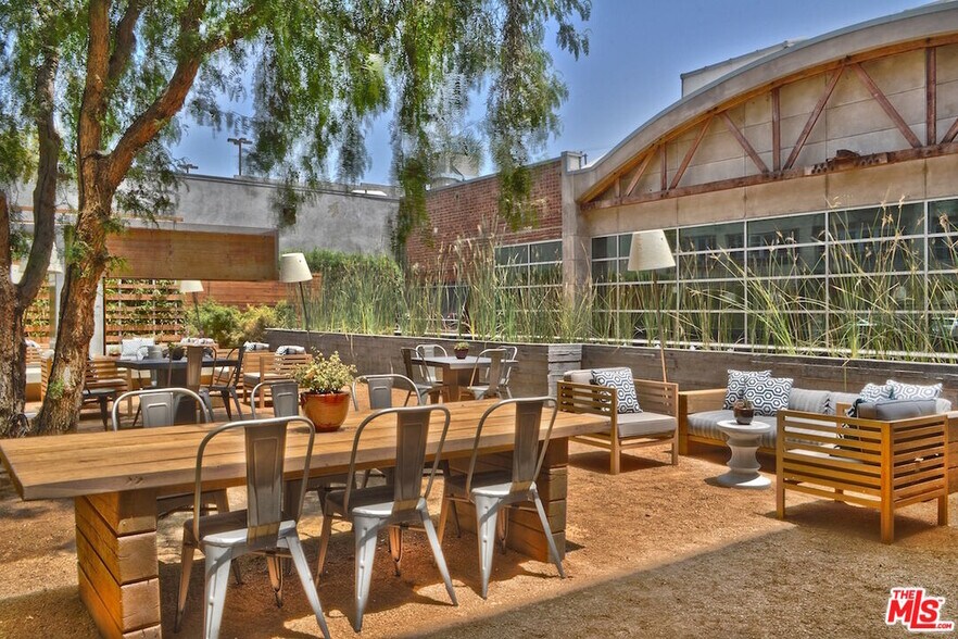 More Photos Of 500-530 S Hewitt St, Los Angeles Apartments For Sale