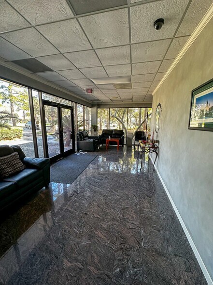 More Photos Of 14350 W Sylvanfield Dr, Houston Office For Sale