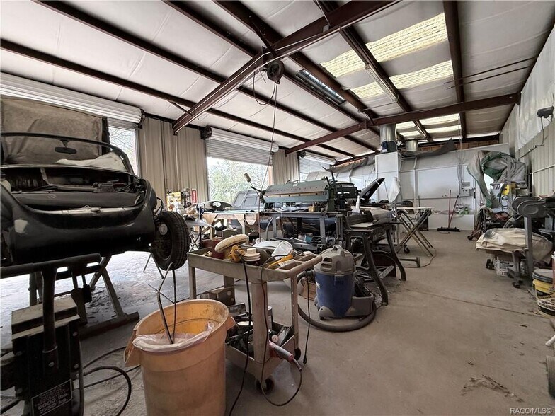 More Photos Of 8 Highway 19 N, Inglis Warehouse For Sale