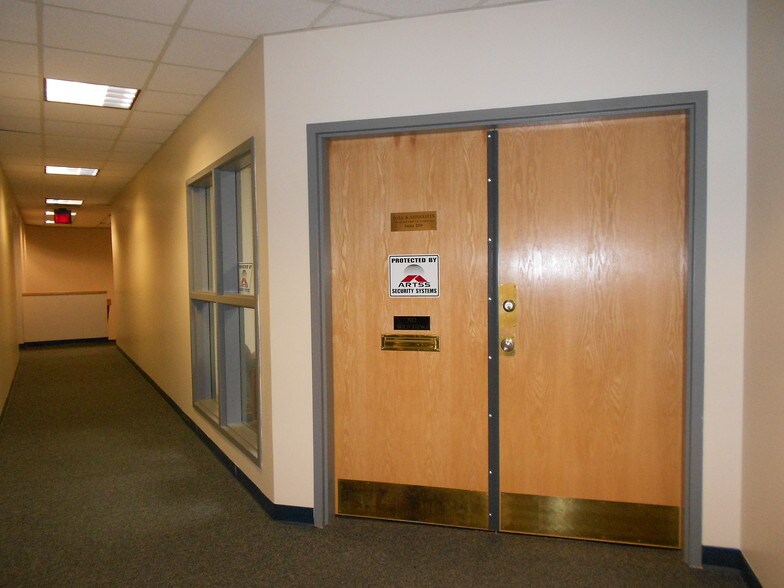 More Photos Of 930 Florin Rd, Sacramento Medical For Lease
