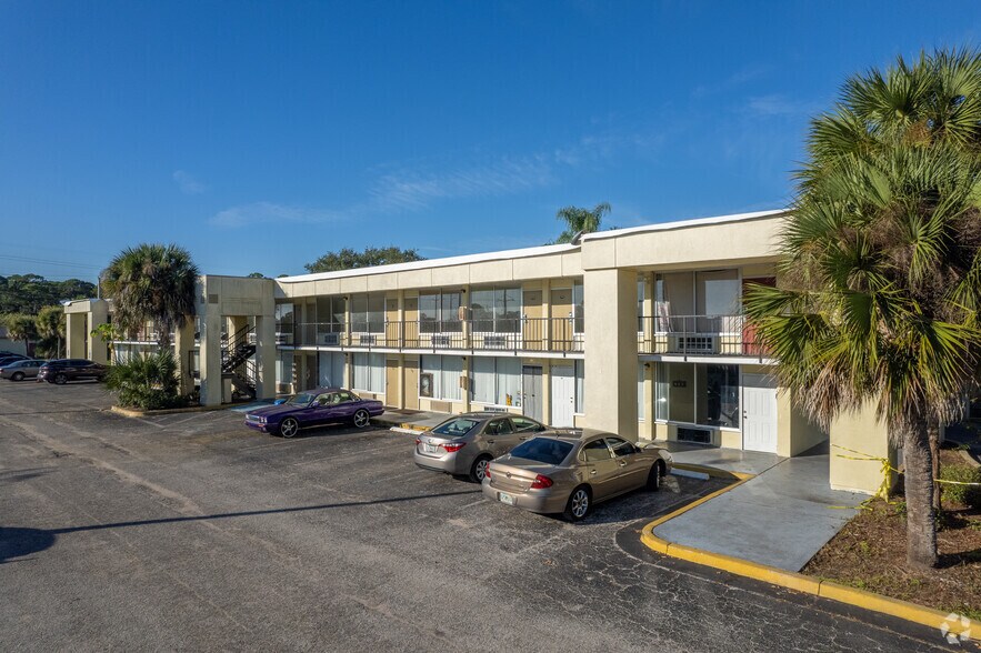 More Photos Of 900 Friday Rd, Cocoa Hotel For Sale