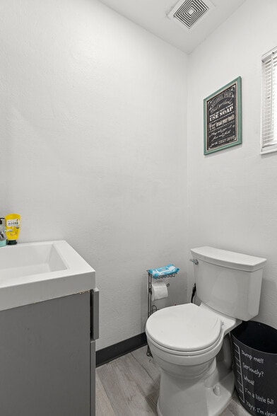 More Photos Of 10589 Seminole Blvd, Largo Apartments For Sale