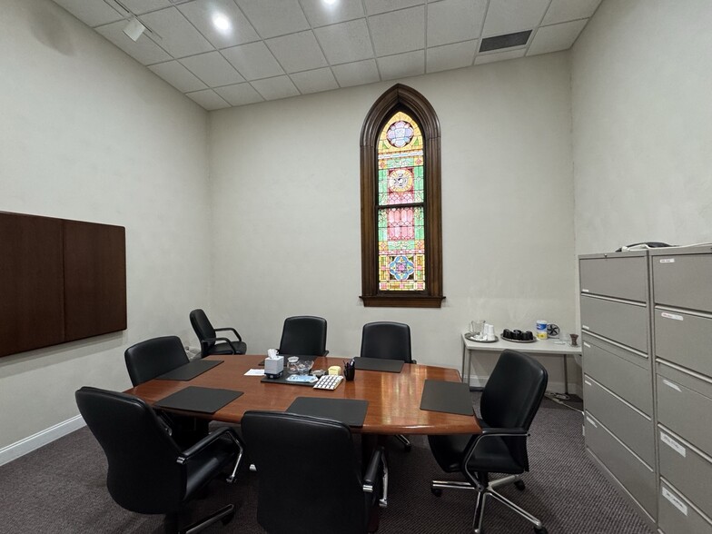 More Photos Of 132 S Main St, Greensburg Office For Sale