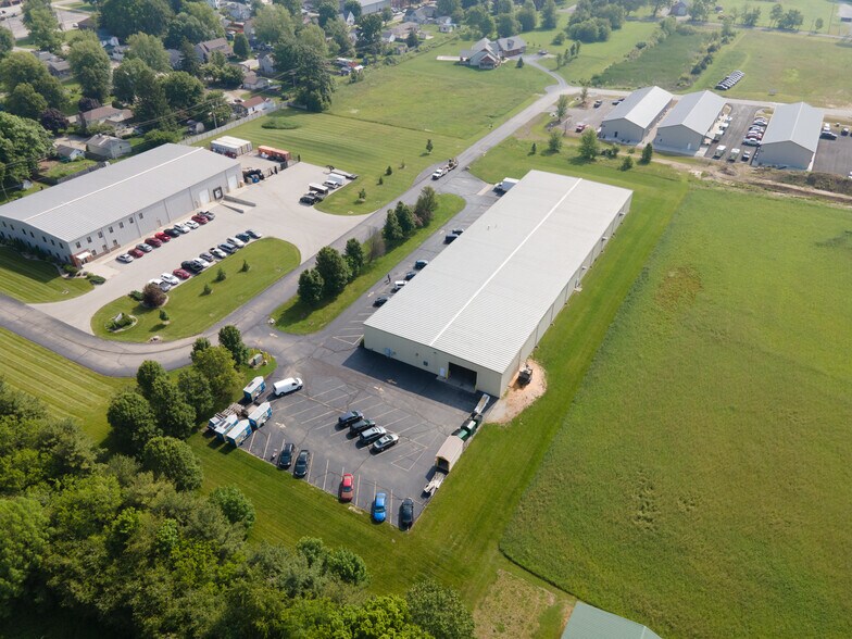 More Photos Of 507 Demoss Ave, Arcadia Industrial For Sale