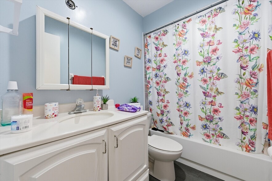 More Photos Of 6104 Polk Ave, Lakeland Religious Facility For Sale