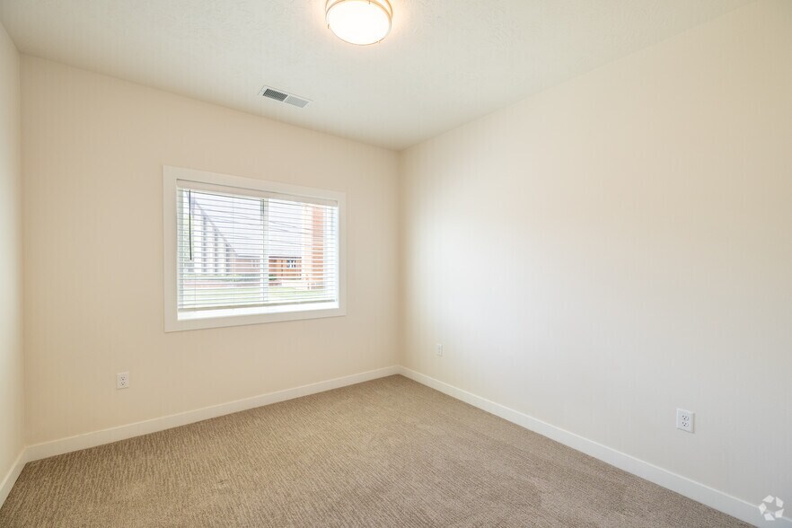 More Photos Of 1720 Morningside Ave, Sioux City Apartments For Sale