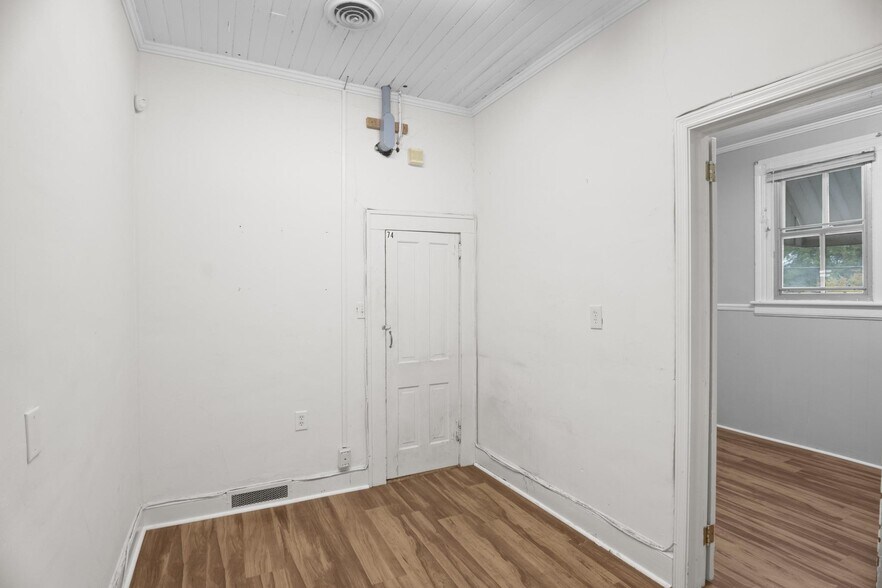 More Photos Of 105 Lancaster St SW, Aiken Loft Creative Space For Lease