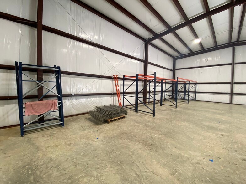 More Photos Of 2074 Phillip Dr, Covington Warehouse For Sale