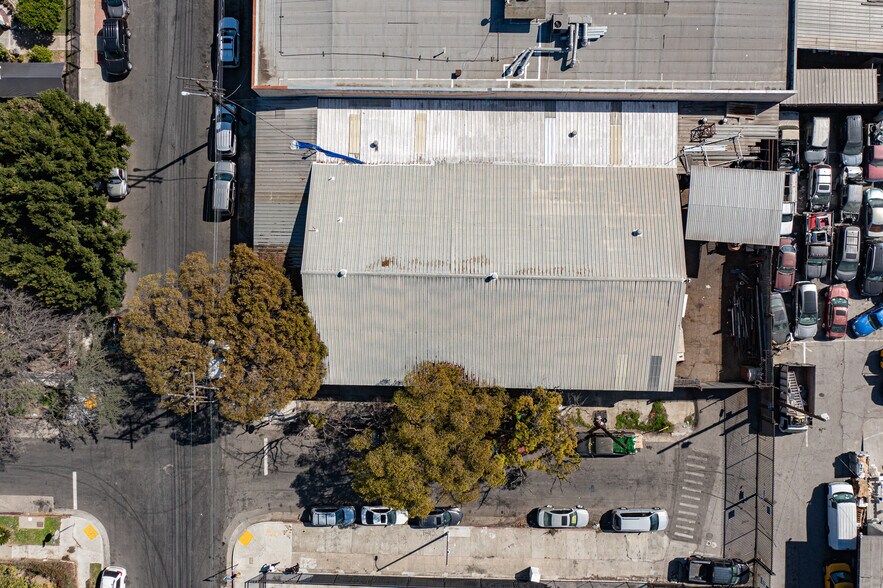 More Photos Of 1180 E 58th St, Los Angeles Manufacturing For Sale