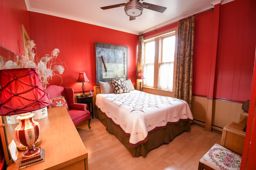 More Photos Of 533 W Washington Blvd, Fort Wayne Office For Sale