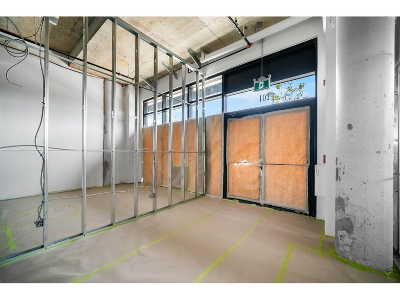 More Photos Of 185 175A St, Surrey Apartments For Sale