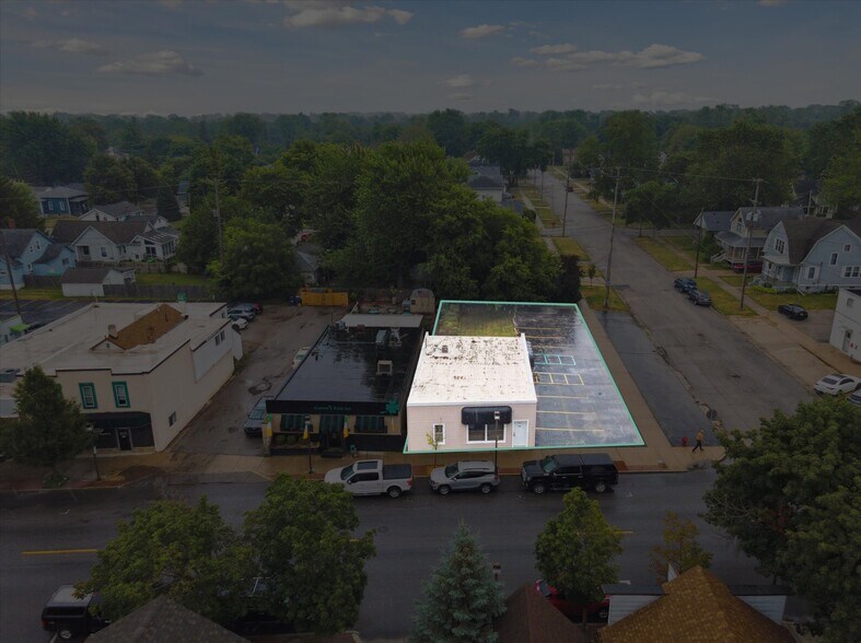 More Photos Of 1000 N Johnson St, Bay City Medical For Sale