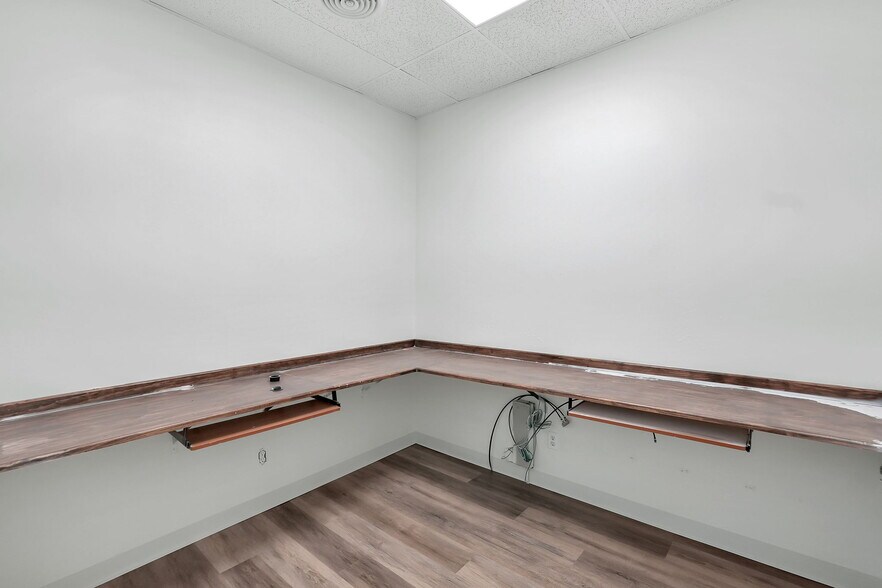 More Photos Of 3184 W Broad St, Columbus Medical For Lease