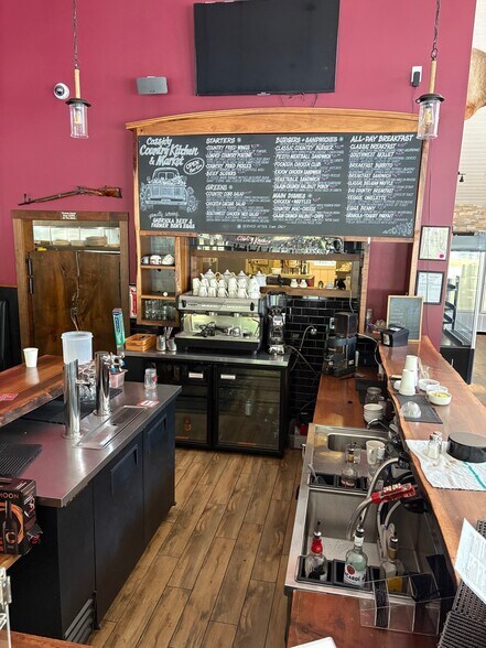More Photos Of 2930 Trans Canada Hwy, Langford Restaurant For Sale