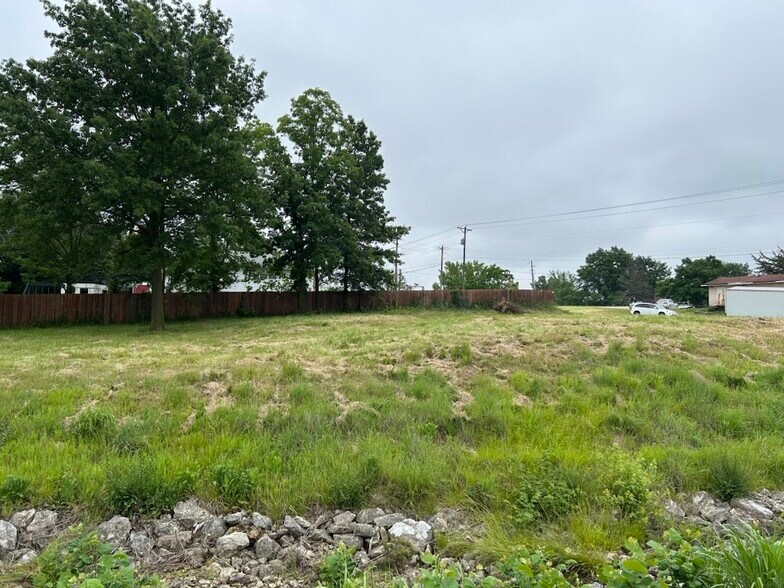 Primary Photo Of 3012 Old Highway 100, Villa Ridge Land For Sale