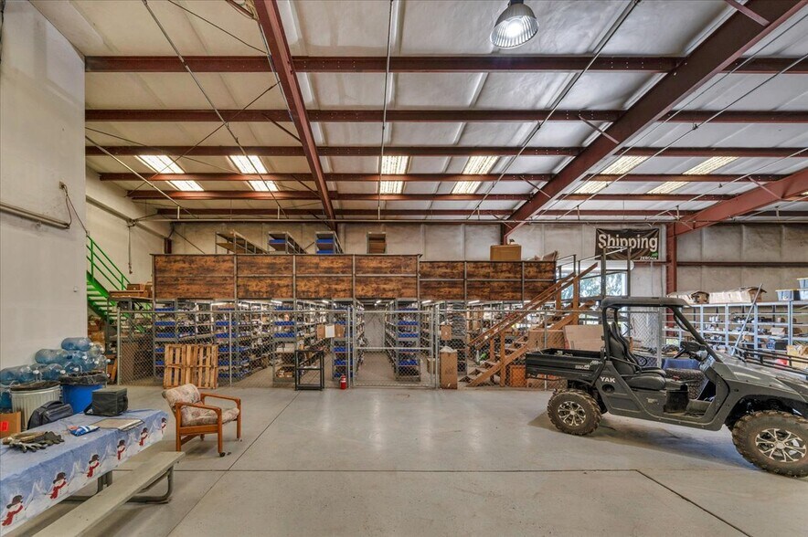 More Photos Of 1343 S Main St, Porterville Warehouse For Sale