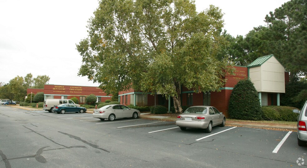 More Photos Of 840 First Colonial Rd, Virginia Beach Medical For Lease
