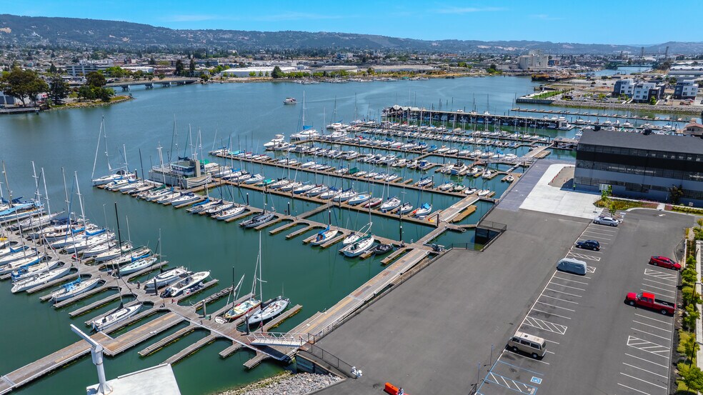 More Photos Of 1815 Clement Ave, Alameda Marina For Sale