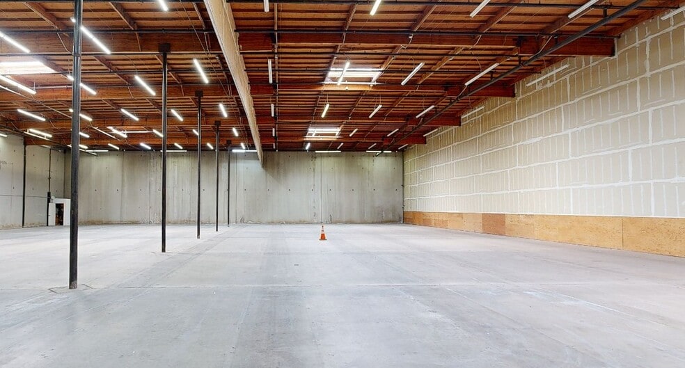 Primary Photo Of 8450 Belvedere Ave, Sacramento Warehouse For Lease