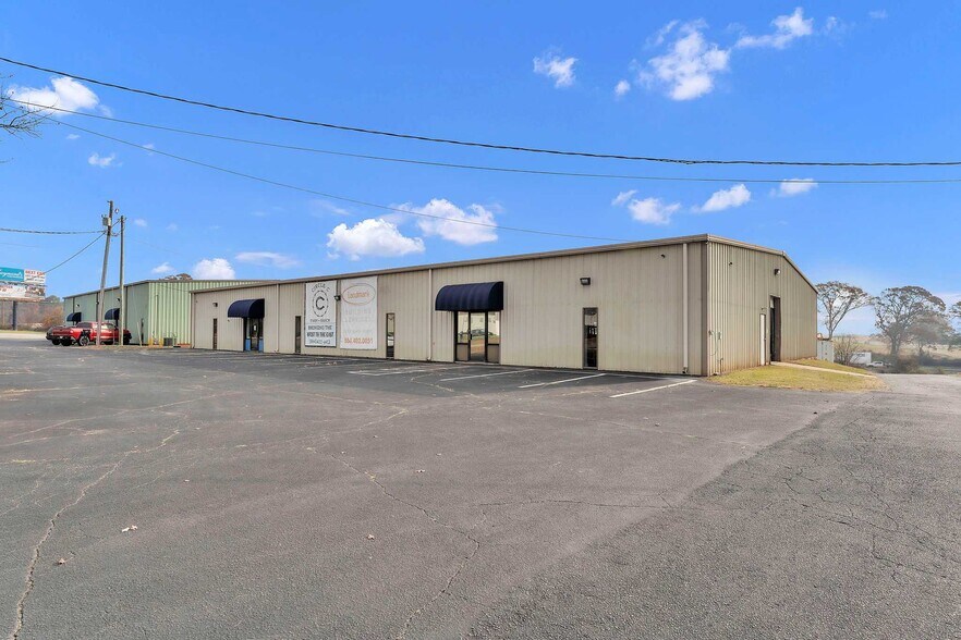 More Photos Of 107 Hurricane Creek Dr, Piedmont Warehouse For Lease