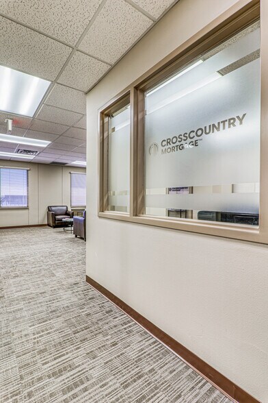 More Photos Of Sundland Park & Mesa Hills Dr., El Paso Office For Lease