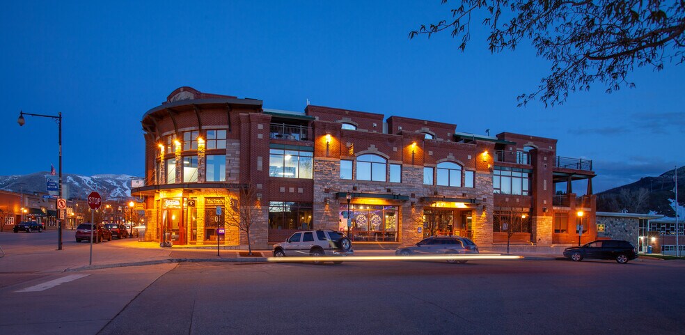 More Photos Of 941 Lincoln Ave, Steamboat Springs Office For Sale