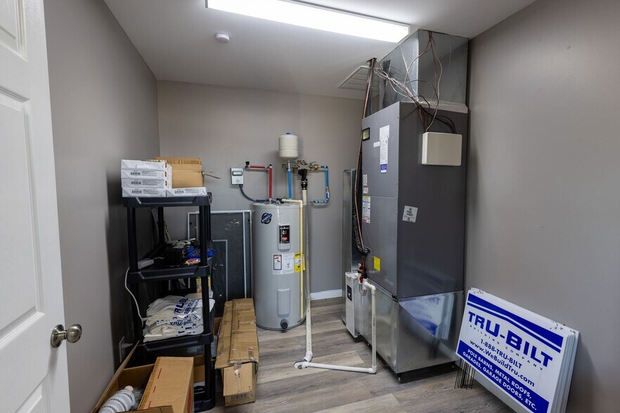 More Photos Of 2720 Section Line rd, Union City Office For Sale