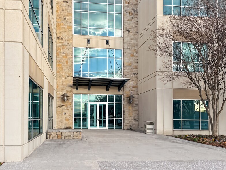 More Photos Of 7460 Warren Pky, Frisco Coworking Space