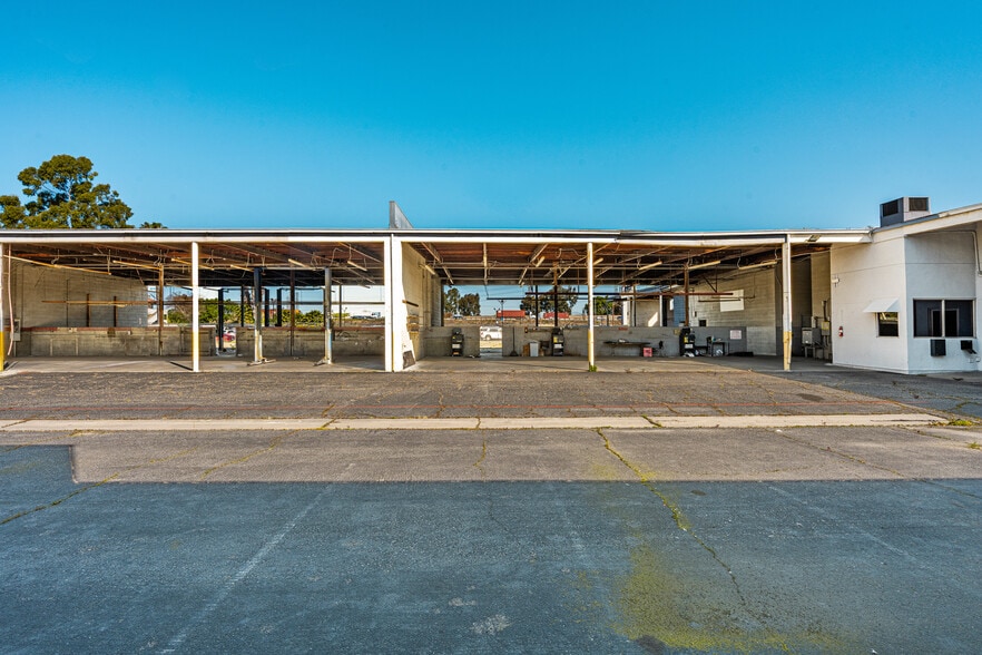 More Photos Of 8559 Artesia Blvd, Bellflower Auto Dealership For Sale