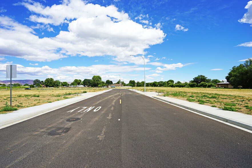 More Photos Of 1508 W Washington Ave, Yakima Land For Lease