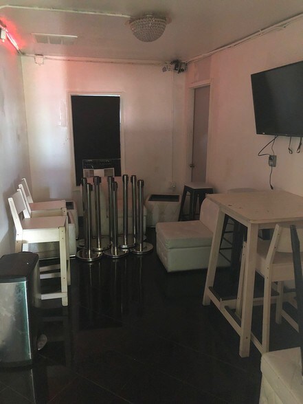 More Photos Of 1210-1212 H St NE, Washington Restaurant For Sale