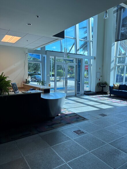 More Photos Of 1130 Business Center Dr, Lake Mary Office For Sale