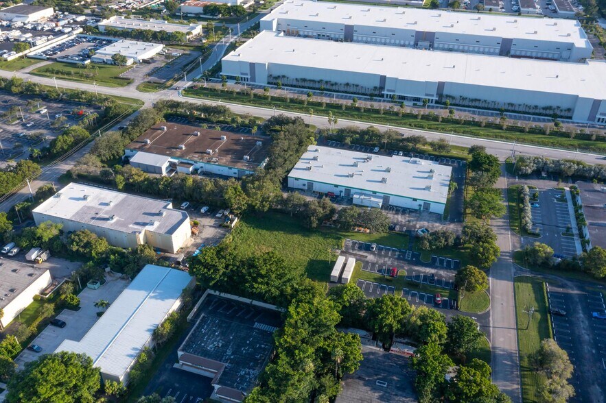 More Photos Of 12095 NW 39th St, Coral Springs Warehouse For Sale