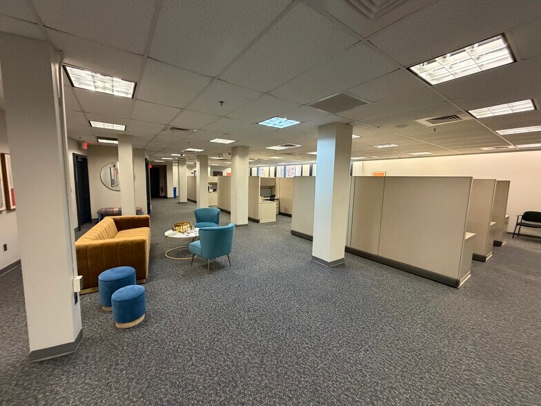 More Photos Of 132 Grand St, Waterbury Office For Lease