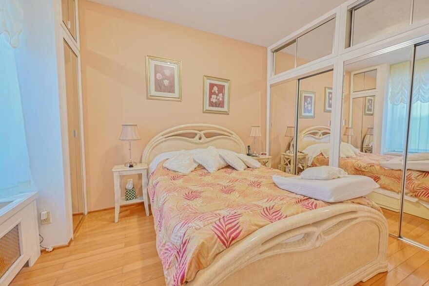 More Photos Of 522 Bay Ridge Ave, Brooklyn Apartments For Sale