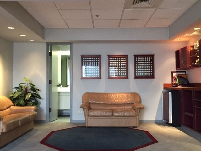 More Photos Of 99-061 Koaha Way, Aiea Warehouse For Lease