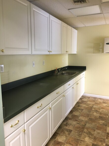 More Photos Of 1440 Conchester Hwy, Boothwyn Medical For Sale