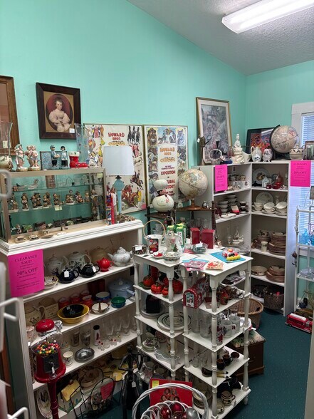 More Photos Of 3307 Manatee Ave, Bradenton Freestanding For Sale