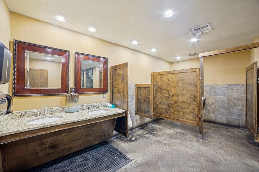 More Photos Of 842 FM 471 N, Castroville Health Club For Sale