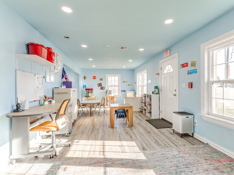 More Photos Of 305 S Chickasaw Ave, Claremore Daycare Center For Sale