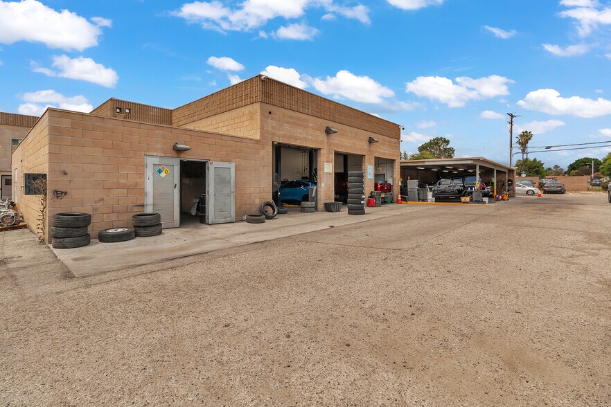 More Photos Of 10325 Central Ave, Montclair Auto Dealership For Lease